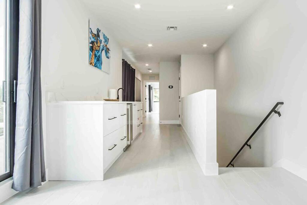 Luxury Paradise Walk To Las Olas -5 Mins To Beach Fort Lauderdale Ngoại thất bức ảnh
